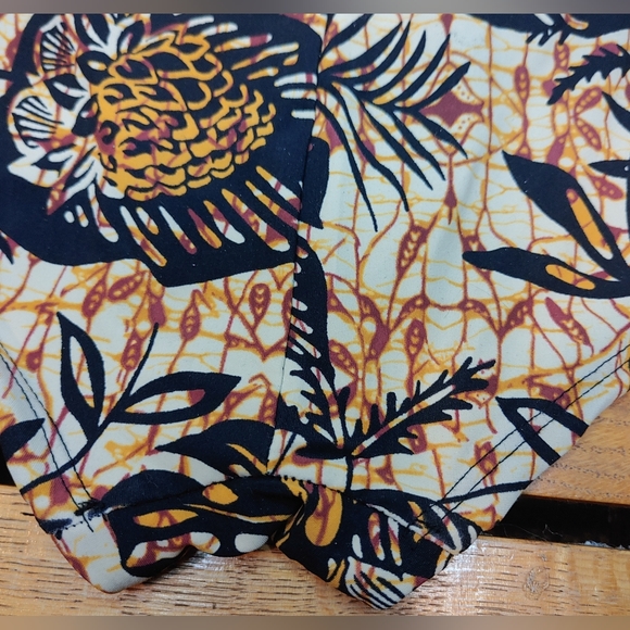 Amoressa by Miraclesuit "Dijon Ingot" One-Piece Mesh Insets Leaf Print Size 12 - Picture 7 of 13